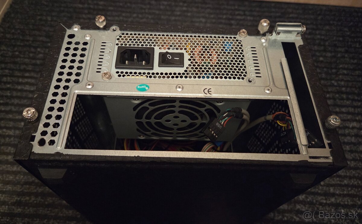 predam itx skrinku + 300W zdroj SFX - 5