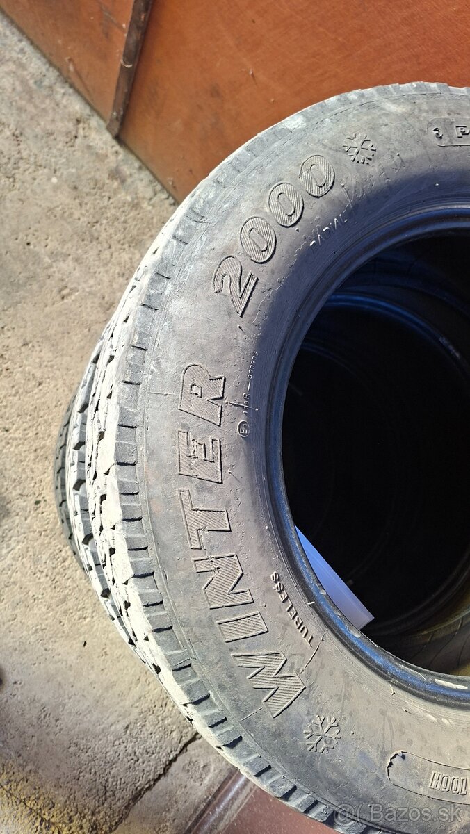 235 60 R16 offroad pneu - 5