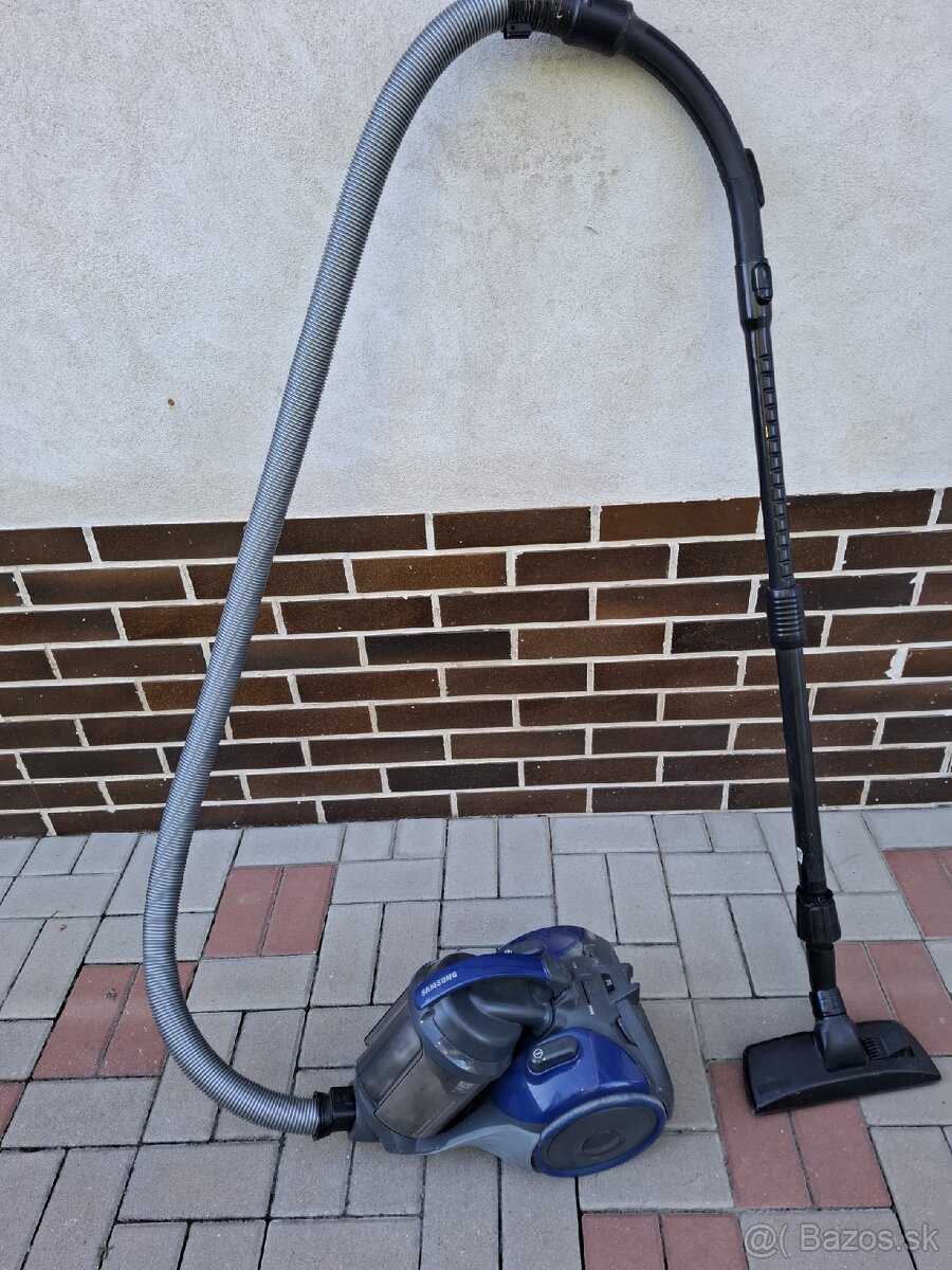 Predám vysávač Samsung - 5