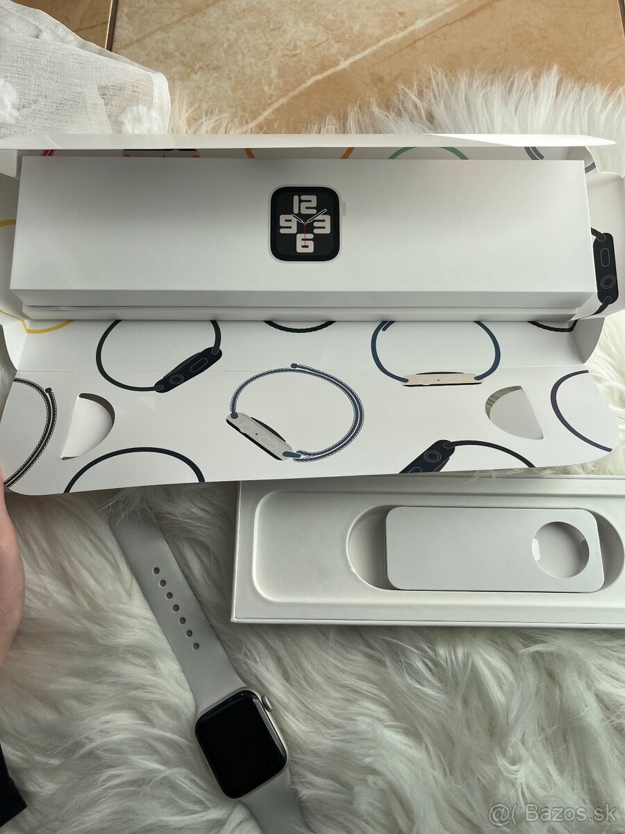 Apple Watch SE 2.gen 40mm - 5