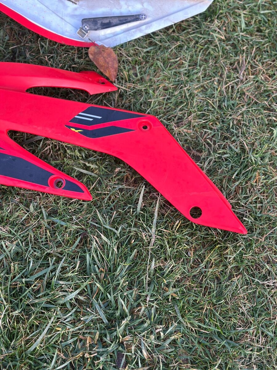 Plasty na Honda CRF - 5