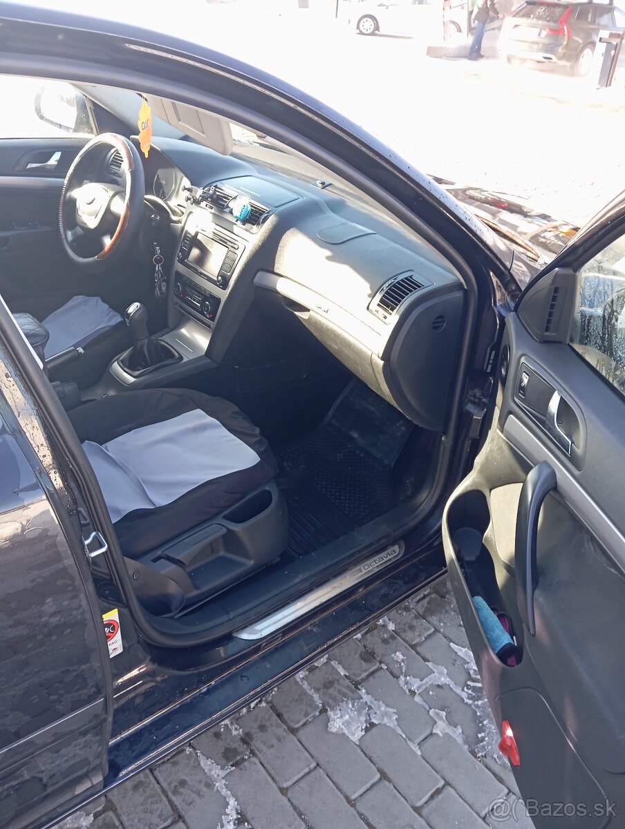 Škoda oktavia 2 1.9 77kw - 5