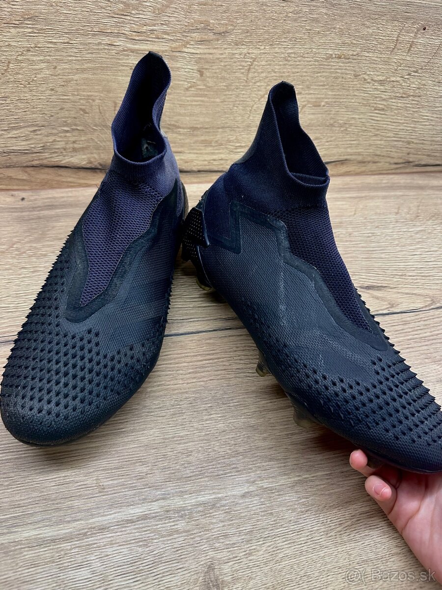 Kopačky Adidas Predator Freak+ FG - 5