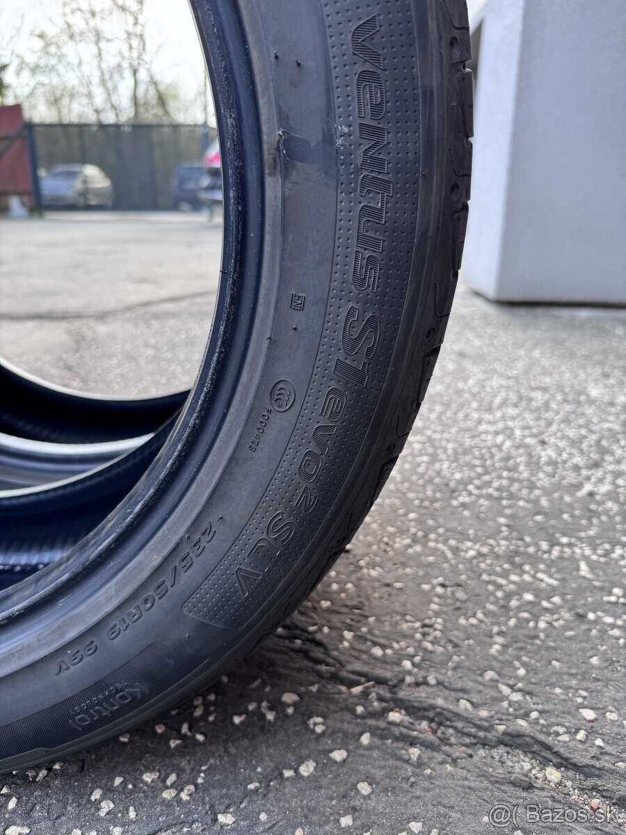 Predám 2 kvalitné pneu HANKOOK Ventus S1 EVO2 SUV 235/50 R19 - 5