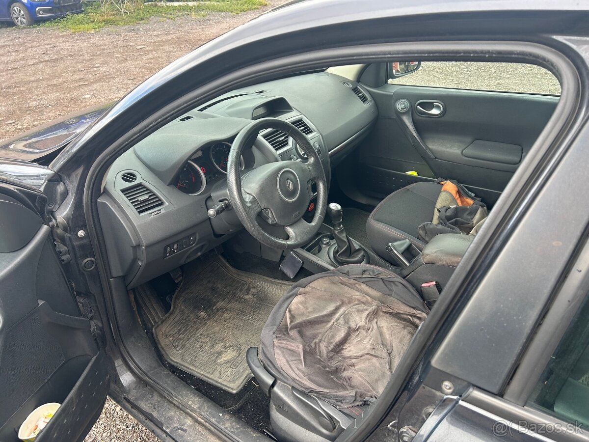 Renault Megane 1,5DCI 76W prodám náhradní díly - 5