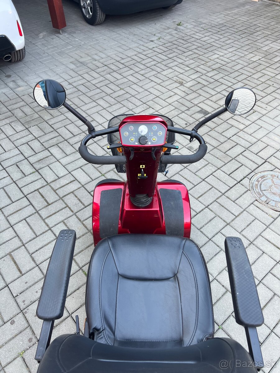 Elektrická štvorkolka pre seniorov LPN VESUR