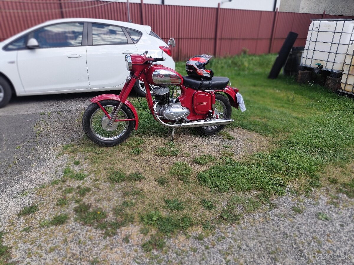 Jawa 250 Panelka 559 ročník 1972 - 5