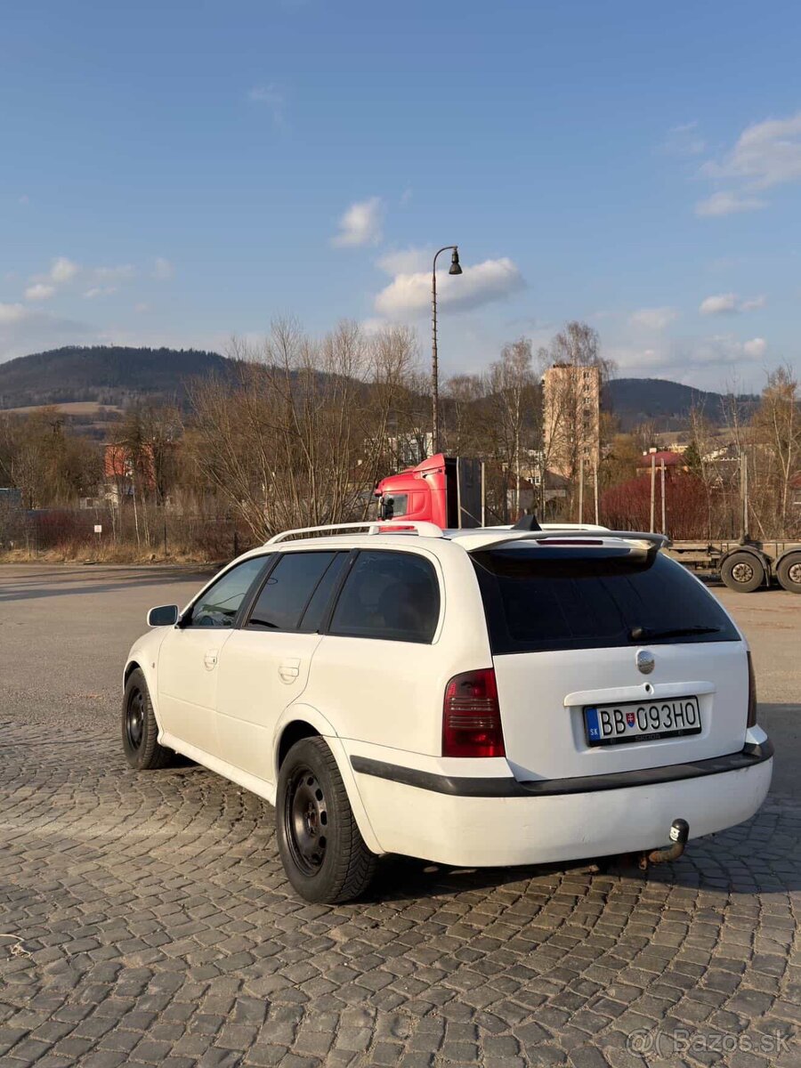 Škoda Octavia - 5