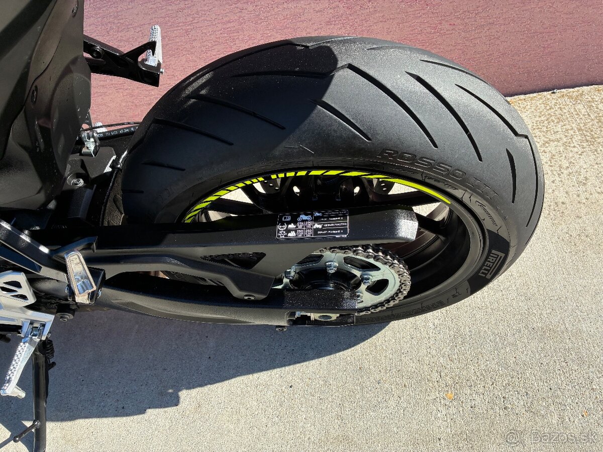 Suzuki GSX8R - 5