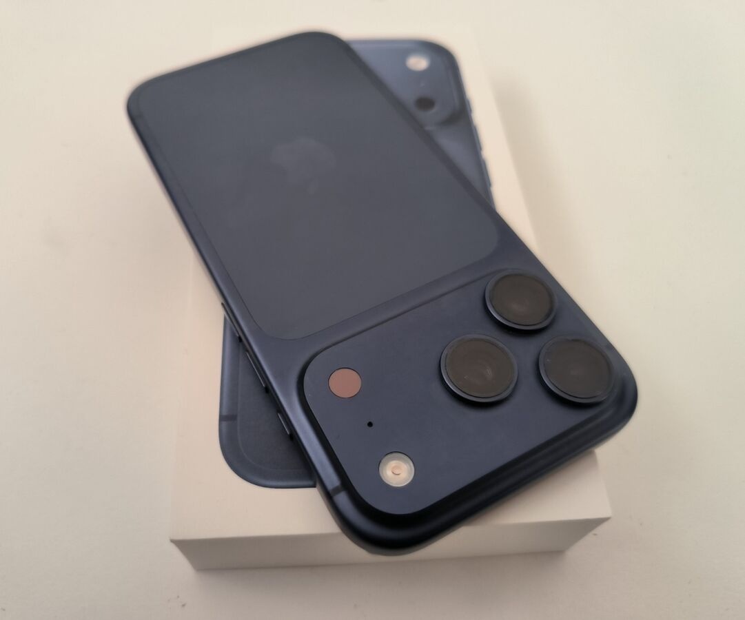 apple iphone 17 PRO MAX 256gb Blue Titanium / Batéria 100% - 5
