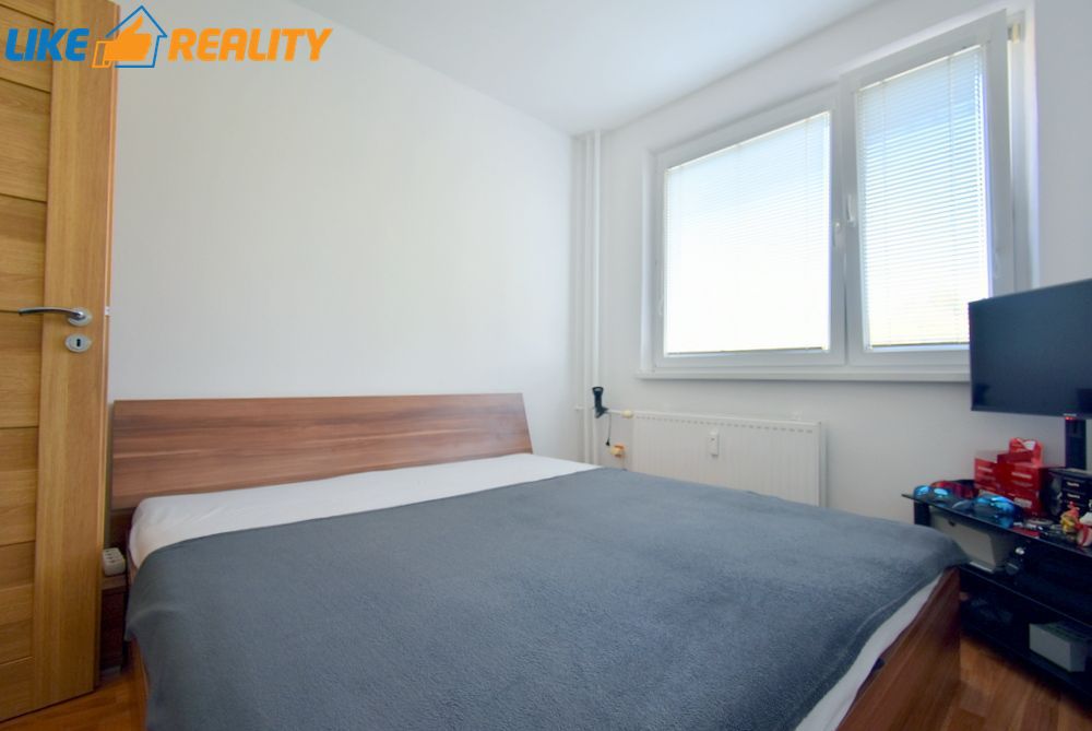 Udržiavaný 3-izb byt s parkovaním v Záturčí - 5