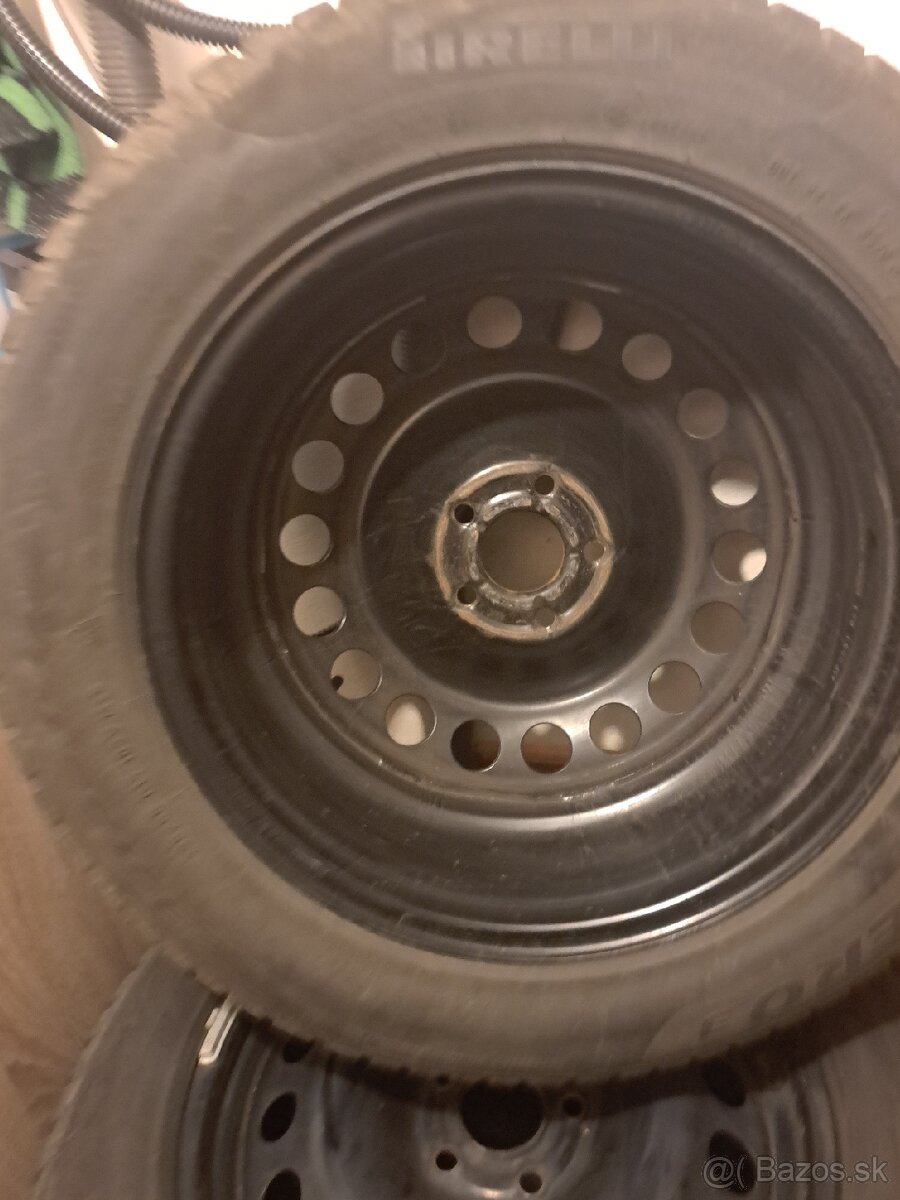 Predam ford disky 235/5517 zimne - 5