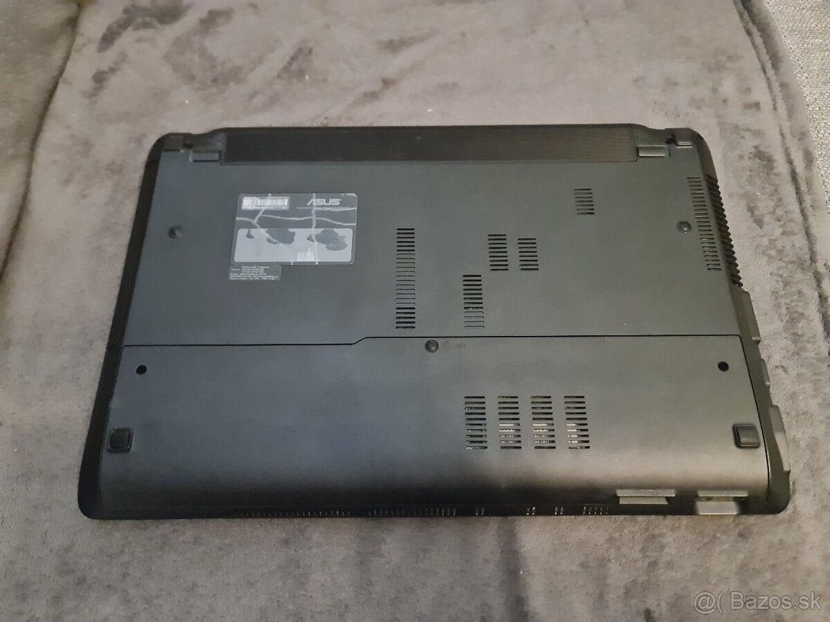 Asus X54C - 5