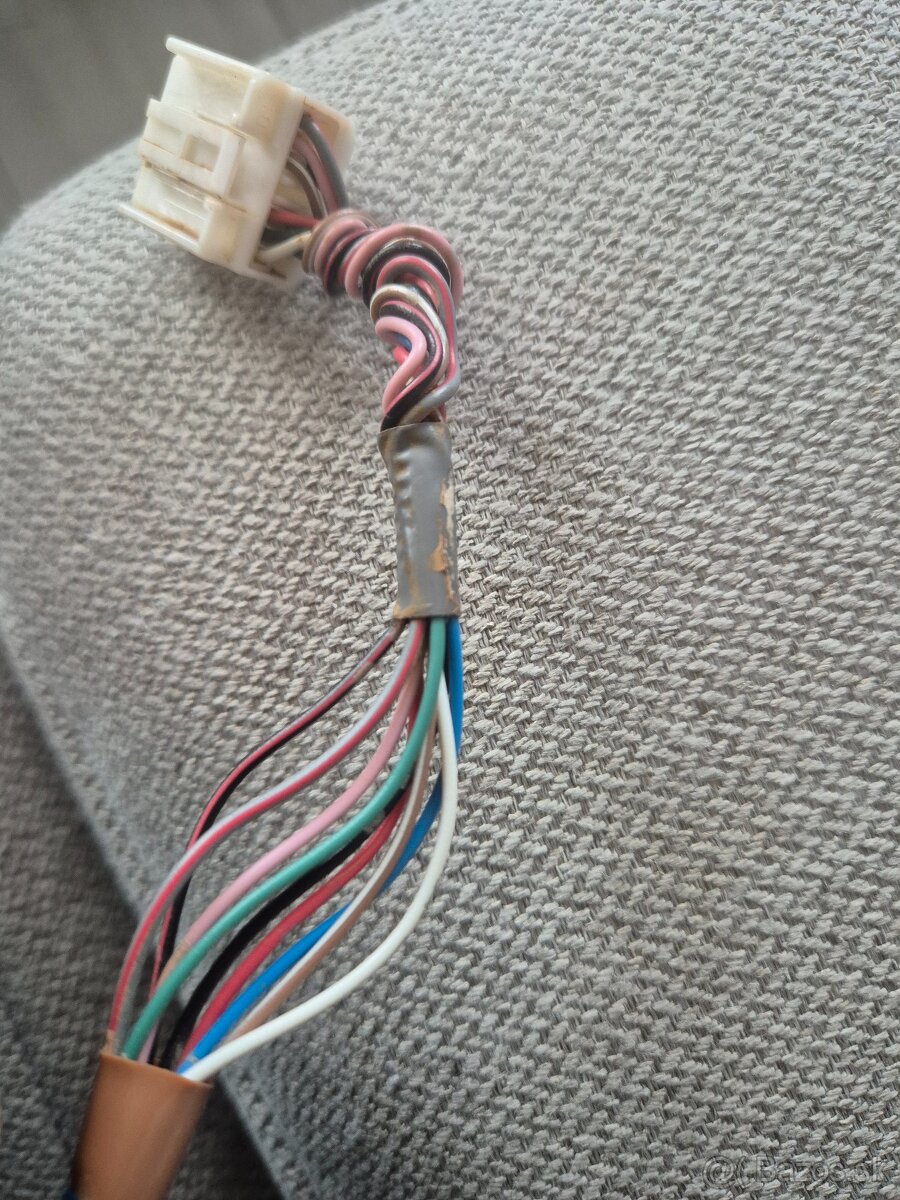 LEXUS UX 2018- LAVE SP.ZRKADLO - 5