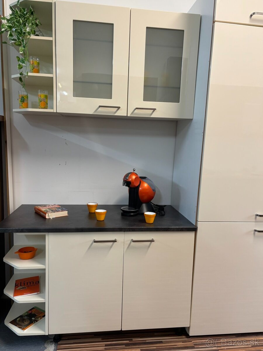 Svetlá moderná kuchyňa AGNES - 5