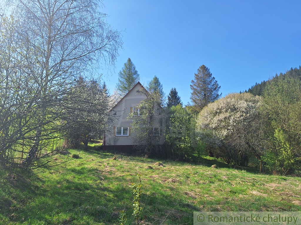 Rodinný dom v pokojnom prostredí na okraji obce Klokočov - 5