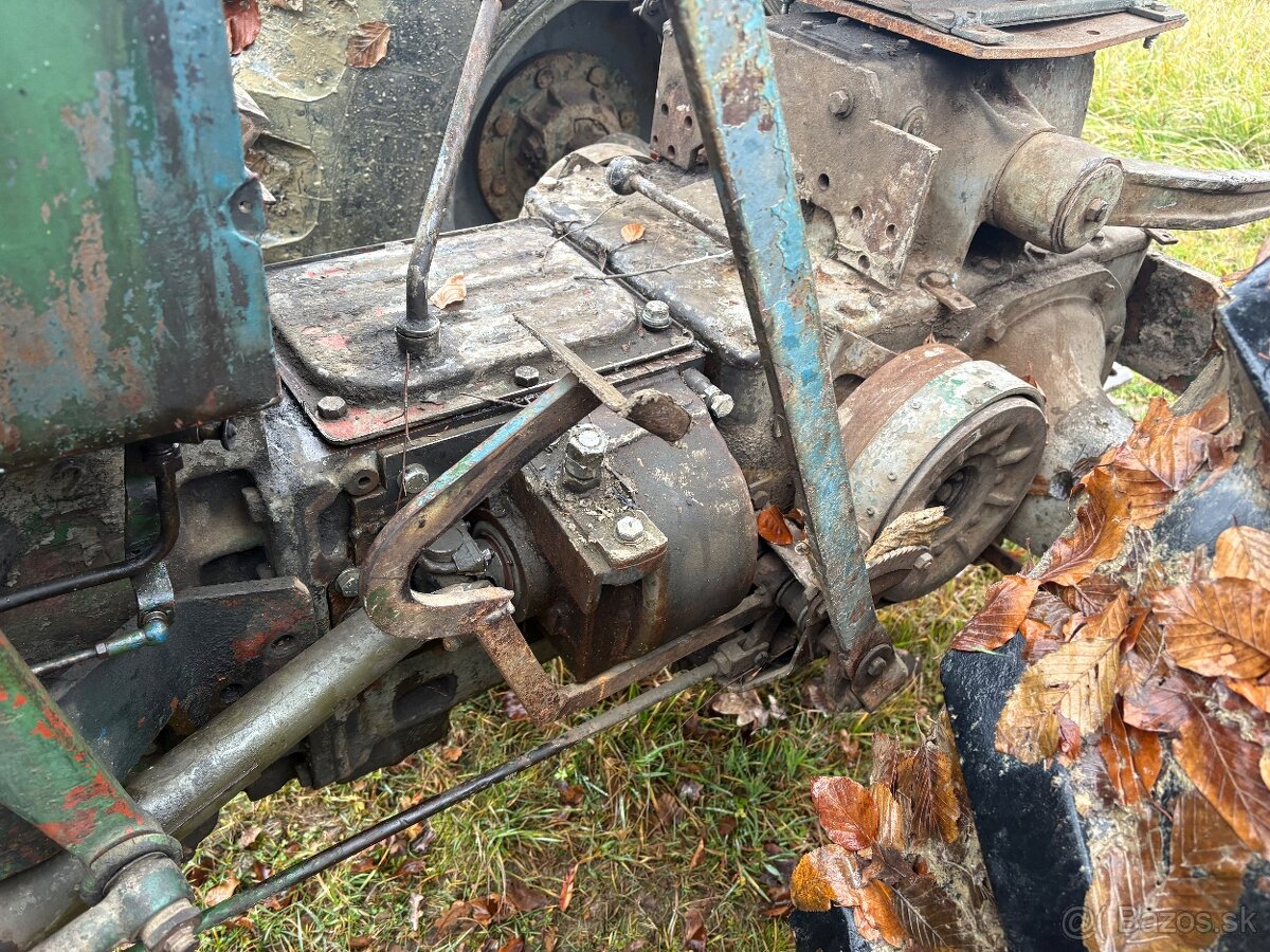 Predám Zetor Super 50 s prednym náhonom - 5