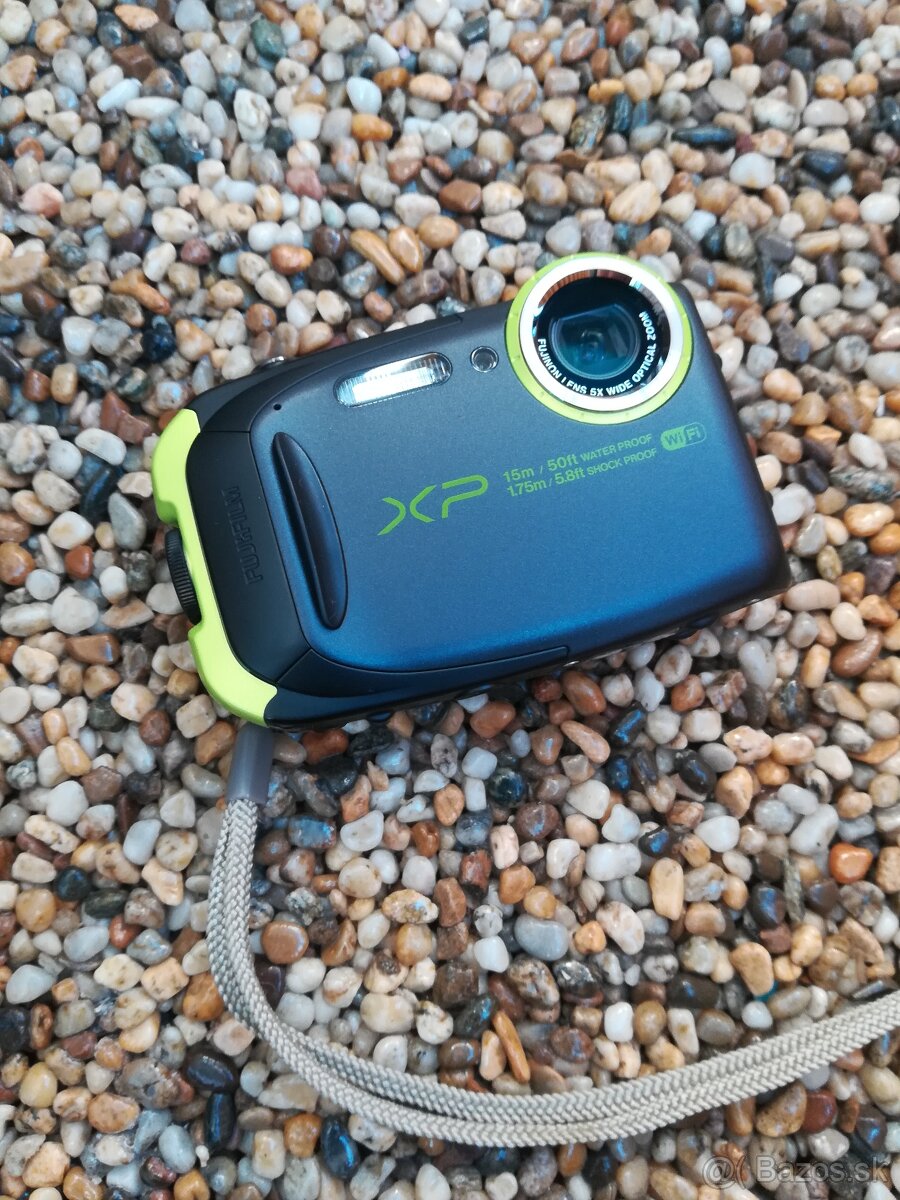 Digitálny fotoaparát Fujifilm XP80 čierny - 5