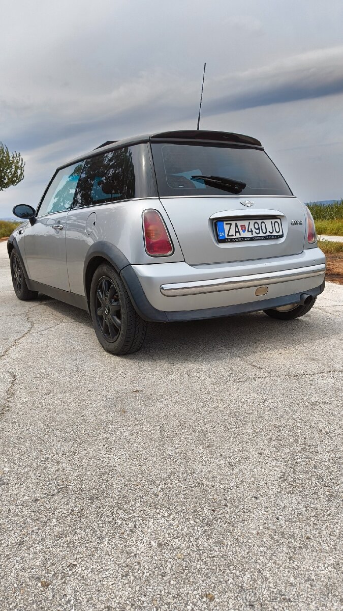 Mini Cooper R50 1.6 85kW Panorama - 5