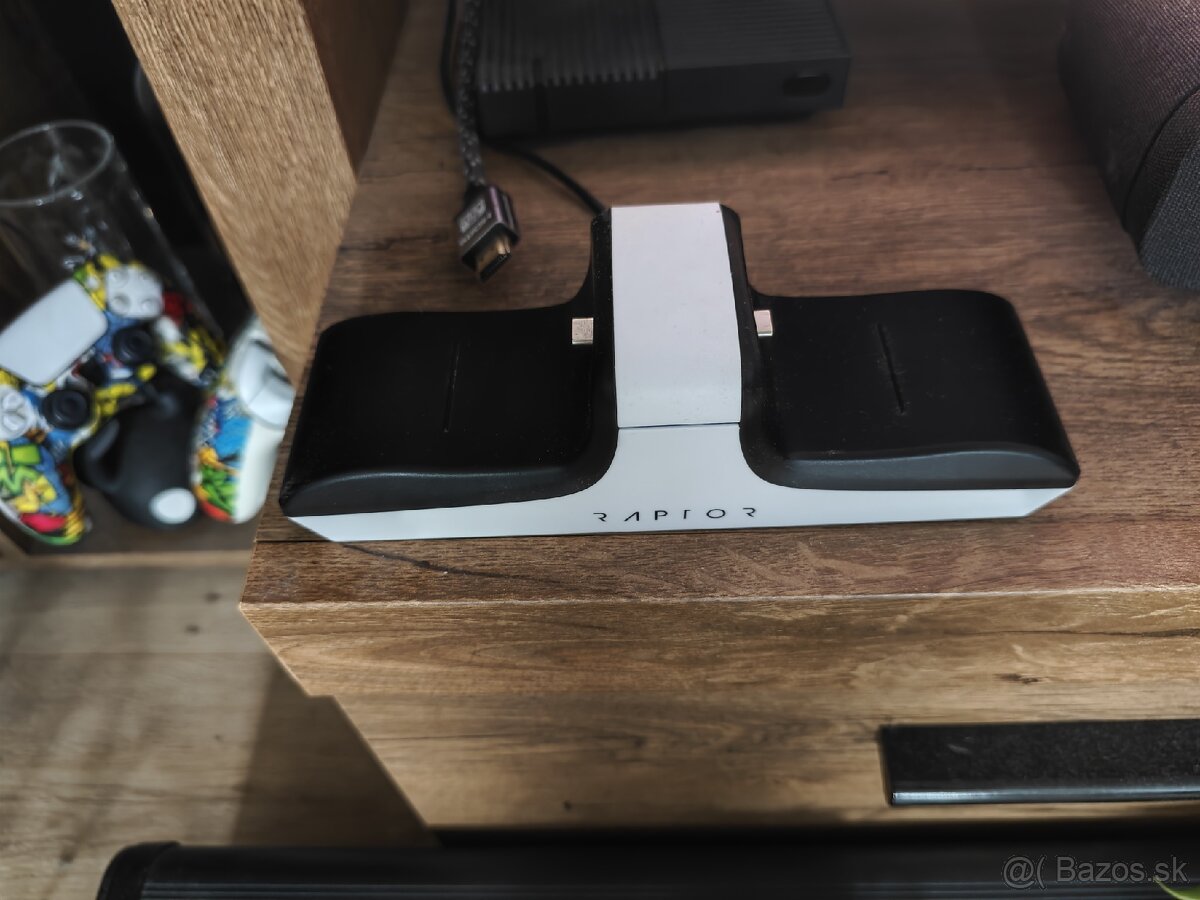 PS5 disk + 2TB SSD Kingston + 2x ovládač + 3 hry - 5