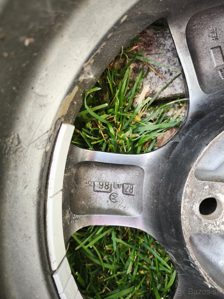 Predám komplet zimné pneumatiky - 5