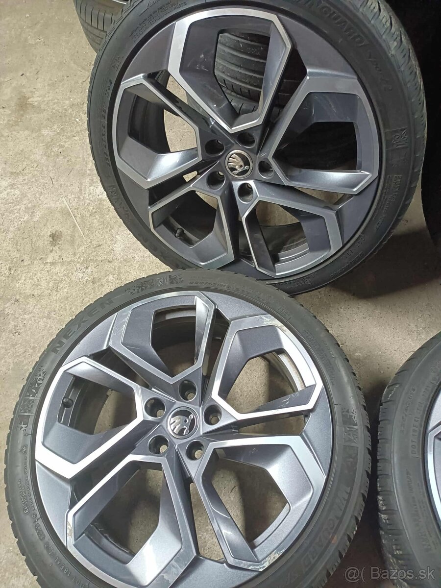❄️zimné orig. Škoda 5x112 R19 pneu 225/40 R19 5mm - 5