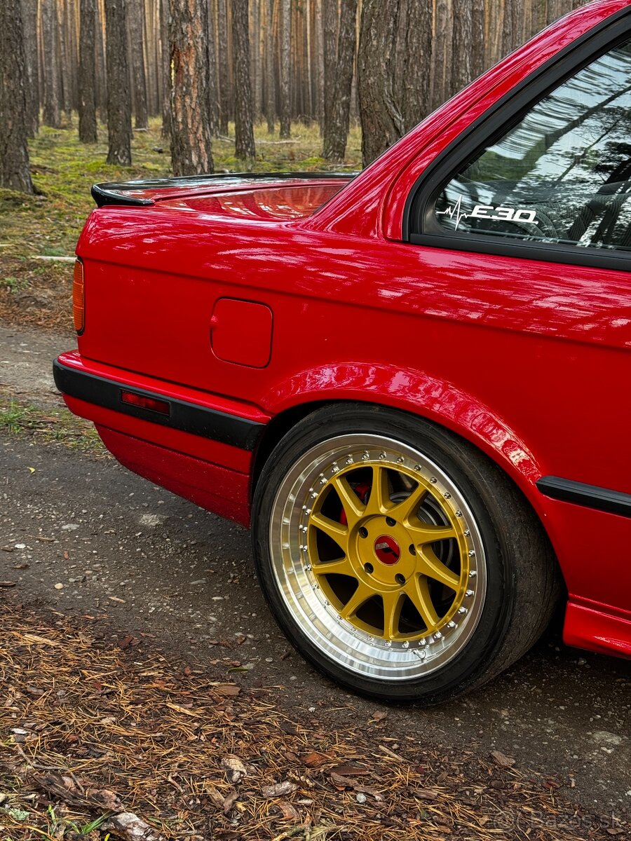 BMW E30 coupe 330i M54 1988 - 5