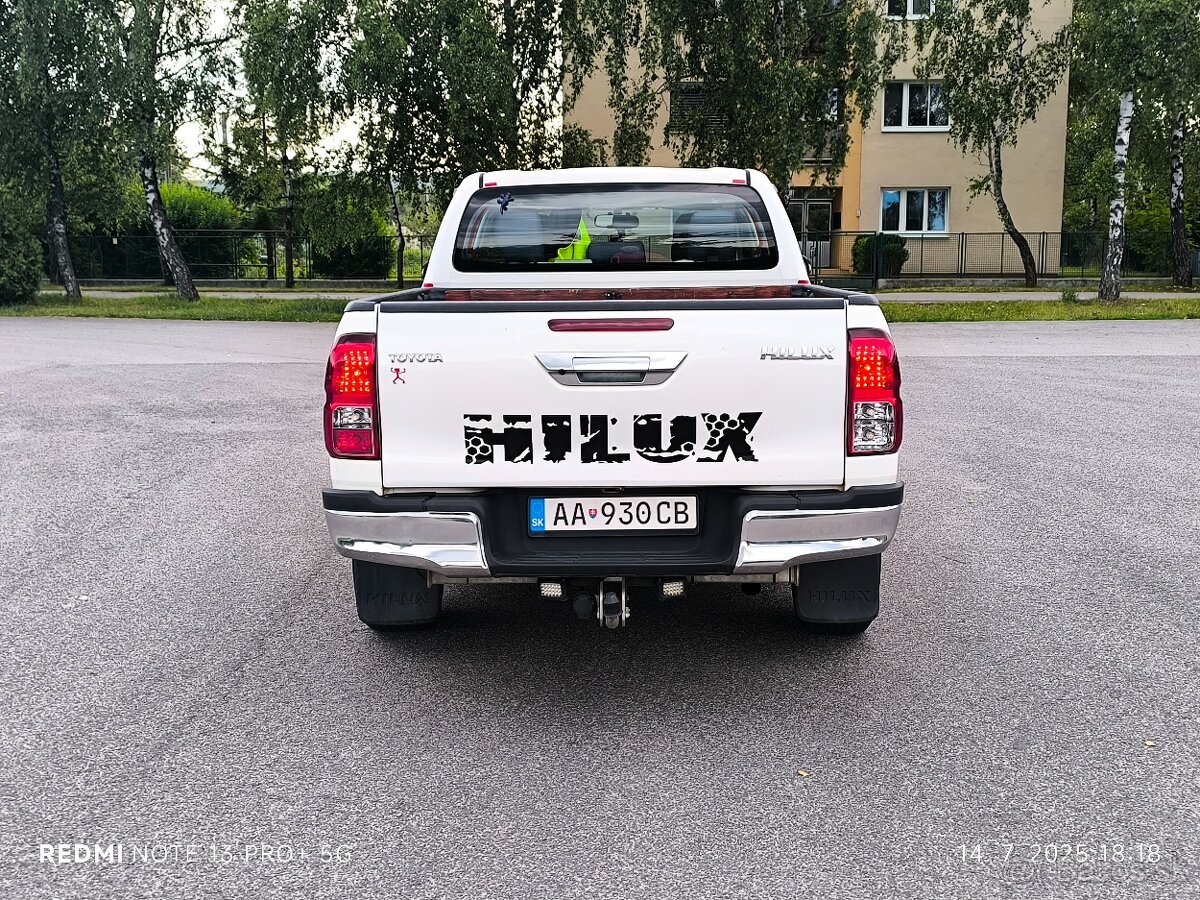 Toyota Hilux 2.4D 110kw - 150HP.Manuál 6st.125xxx km