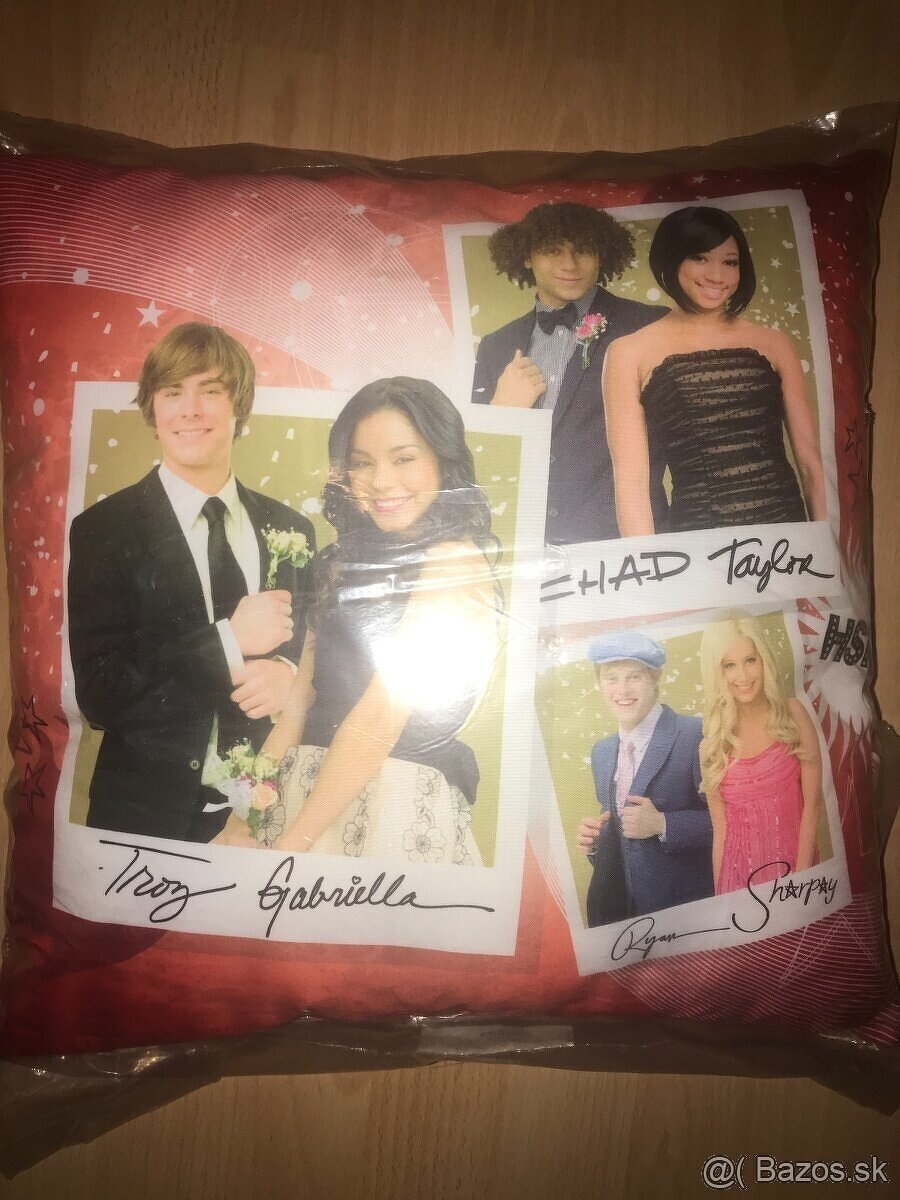 SADA HIGH SCHOOL MUSICAL red: obliečky+vankúš+osuška+darček - 5