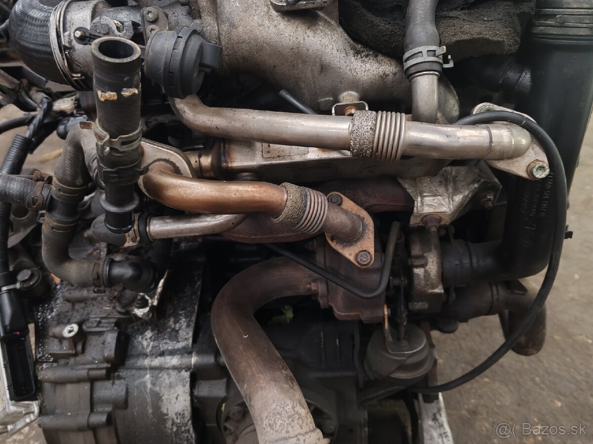 1.9 TDI 85KW AUY motor - 5