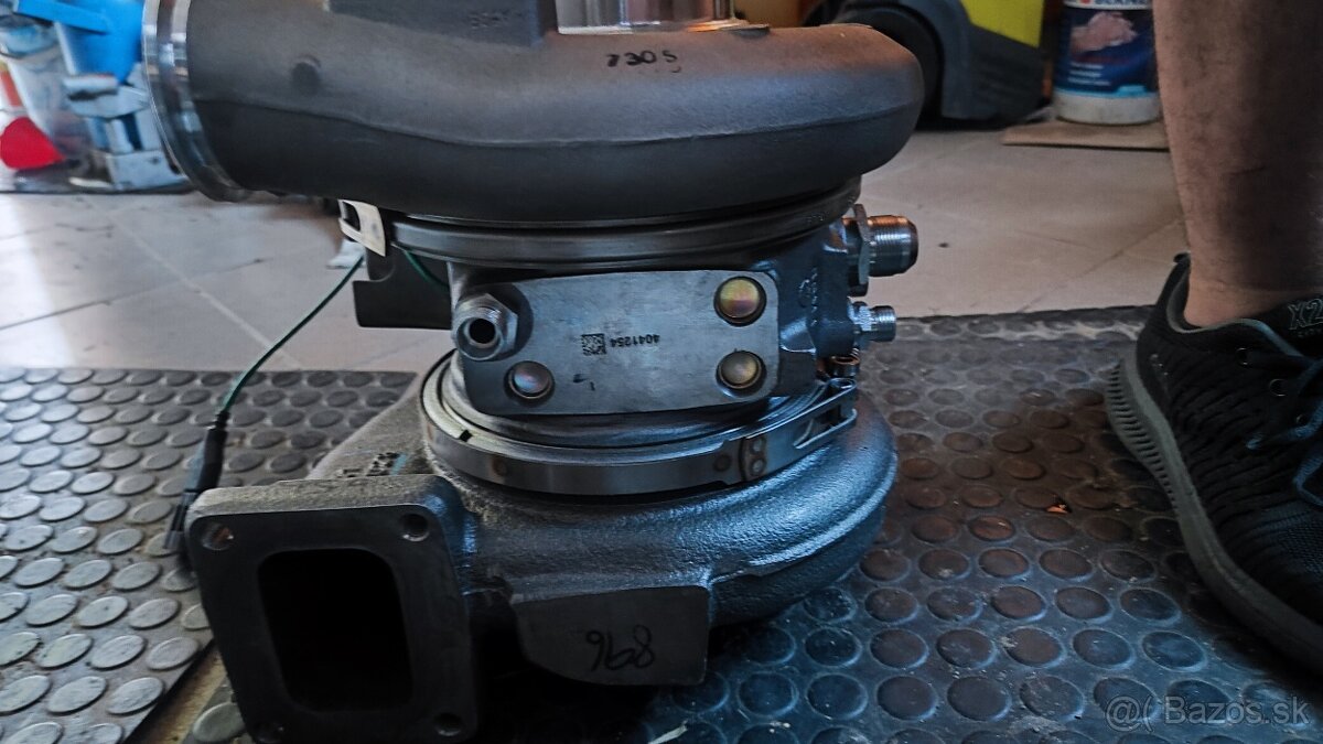 Predám turbo IVECO TRAKKER - 5