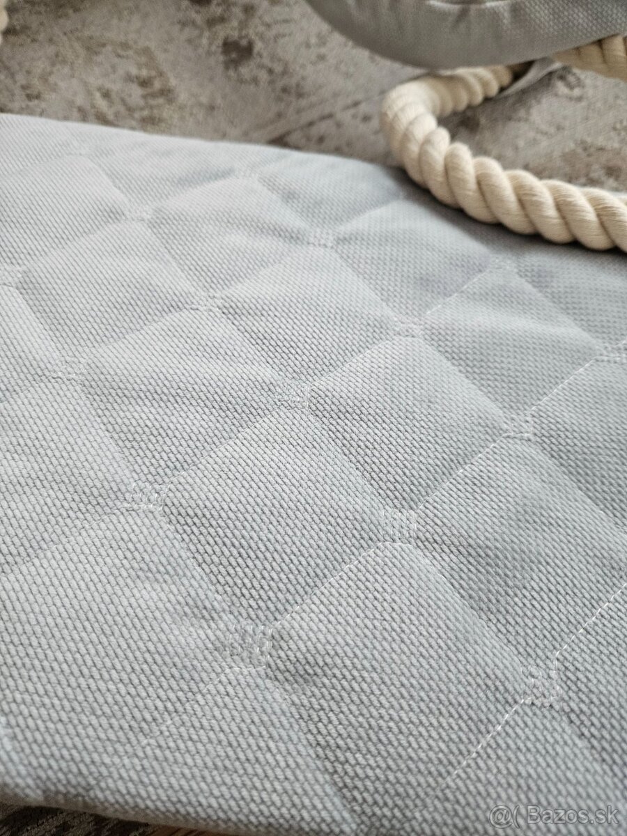 Drevená hojdačka svetlosivá NOVÁ - 5