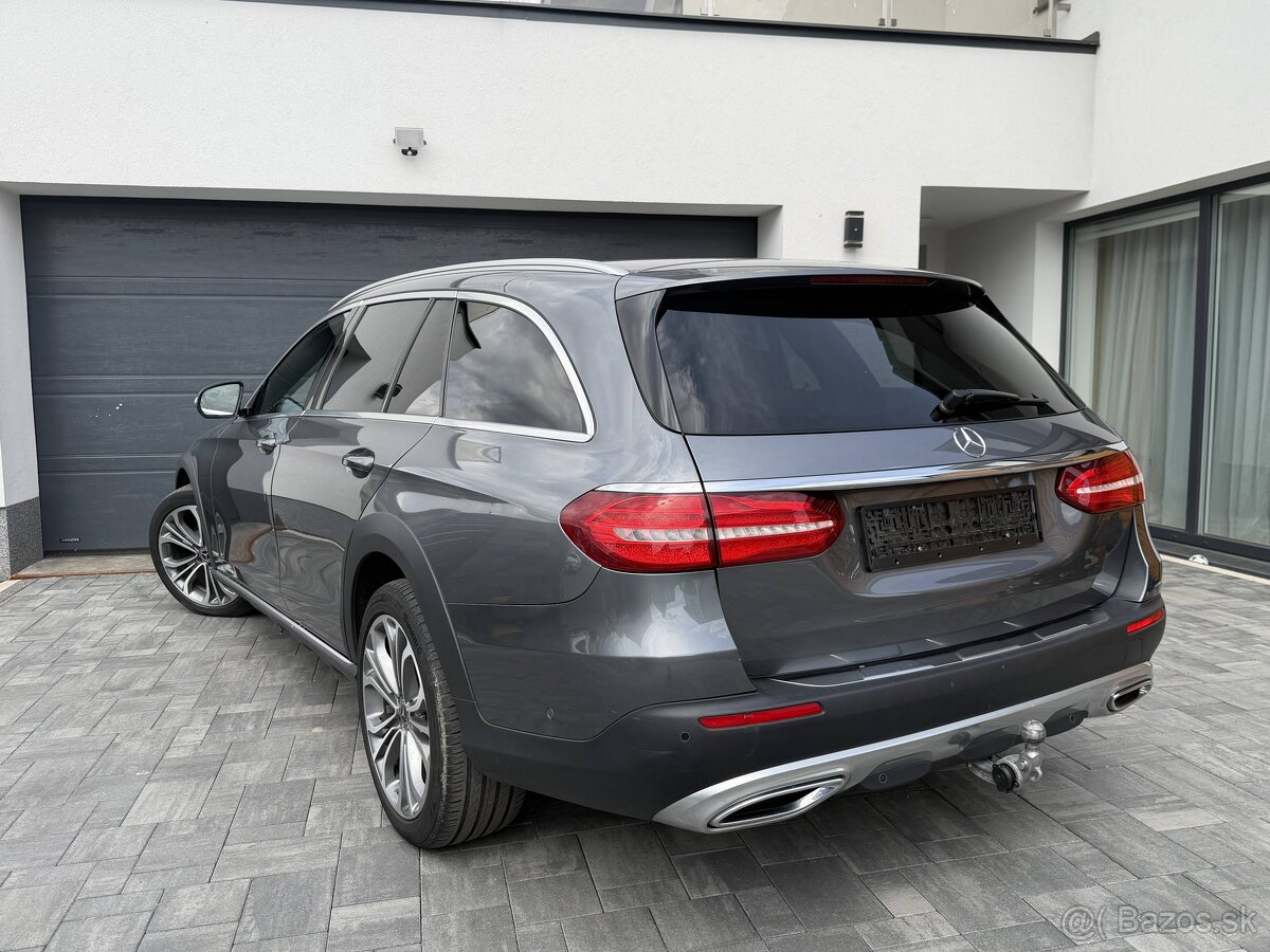 Mercedes-Benz E All Terrain E220d Sport 4-Matic - 5