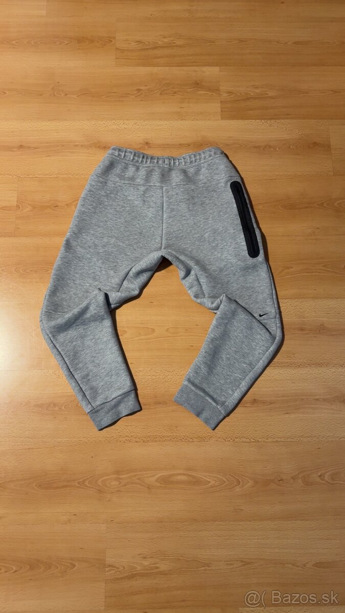 Nike tech fleece teplaky - 5