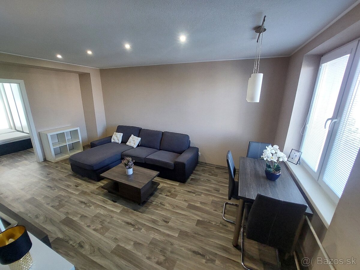 Predám 2 izb. byt s balkónom - 5