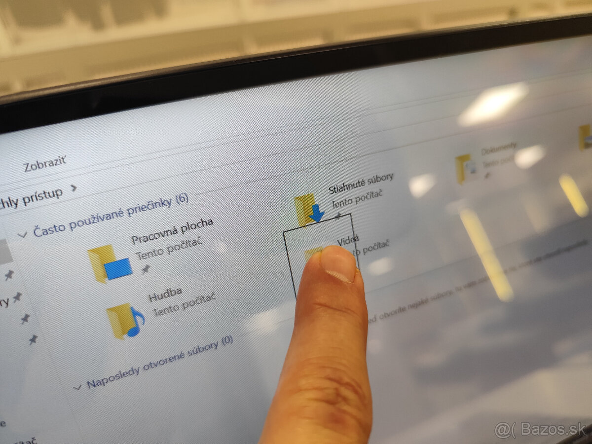 Umax VisionBook 14Wg Flex - nefunkčná klávesnica - 5