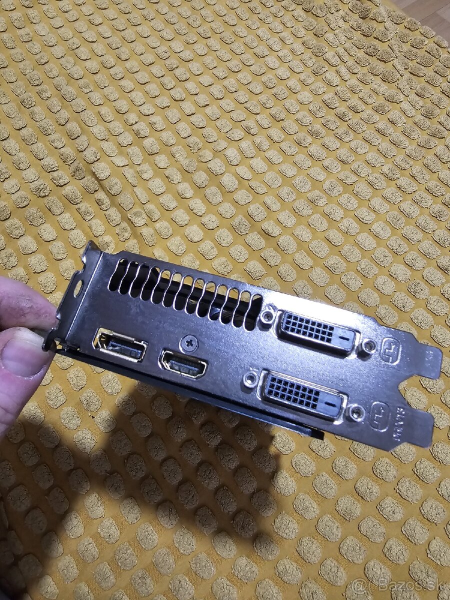 Predám Grafiku Gtx 1060 3GB - 5