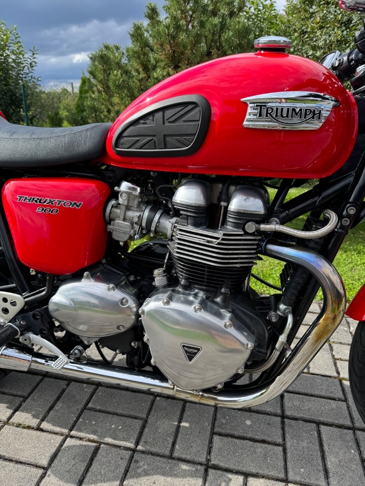 Triumph Thruxton 900 - 5