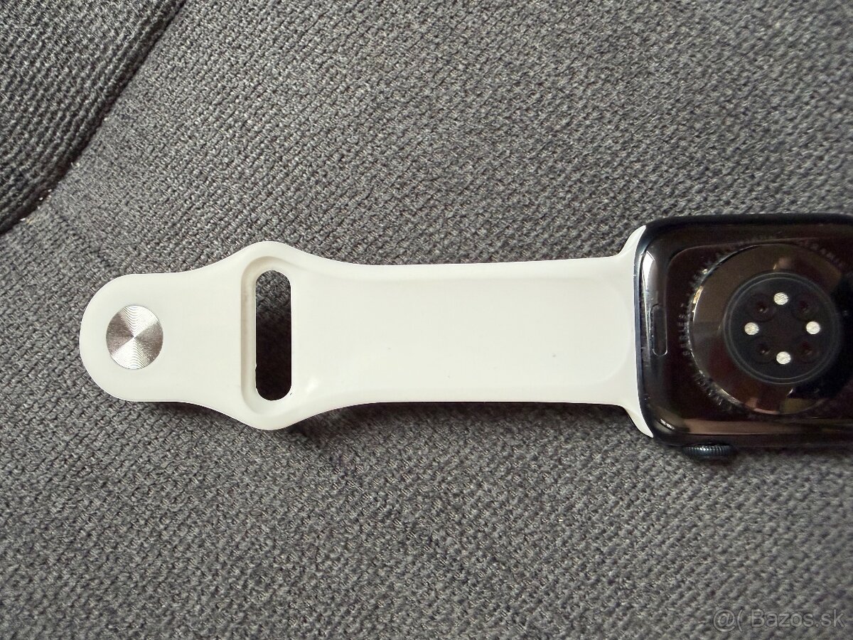Predám apple Watch 7 45 mm - 5