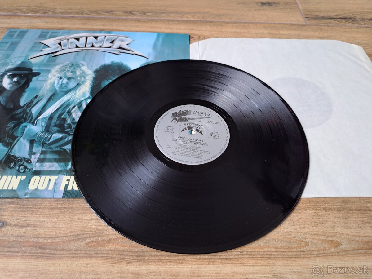 Lp SINNER - Comin Out Fighting / EX - 5
