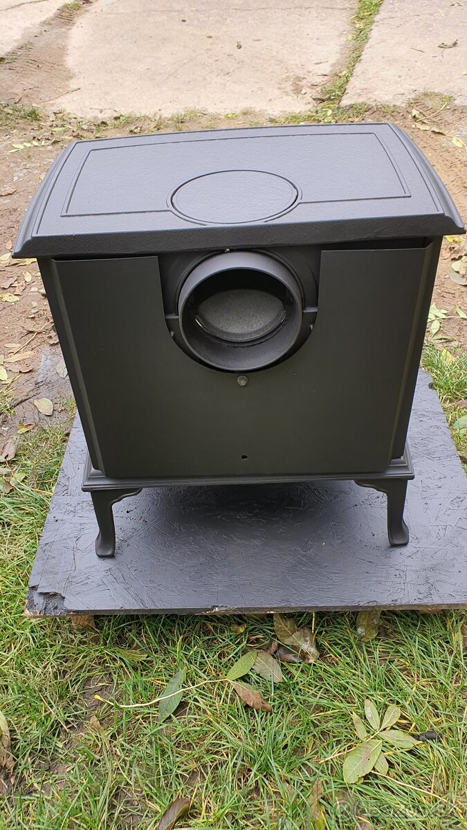 Liatinové kachle Jotul F 100 CB čierný lak - 5