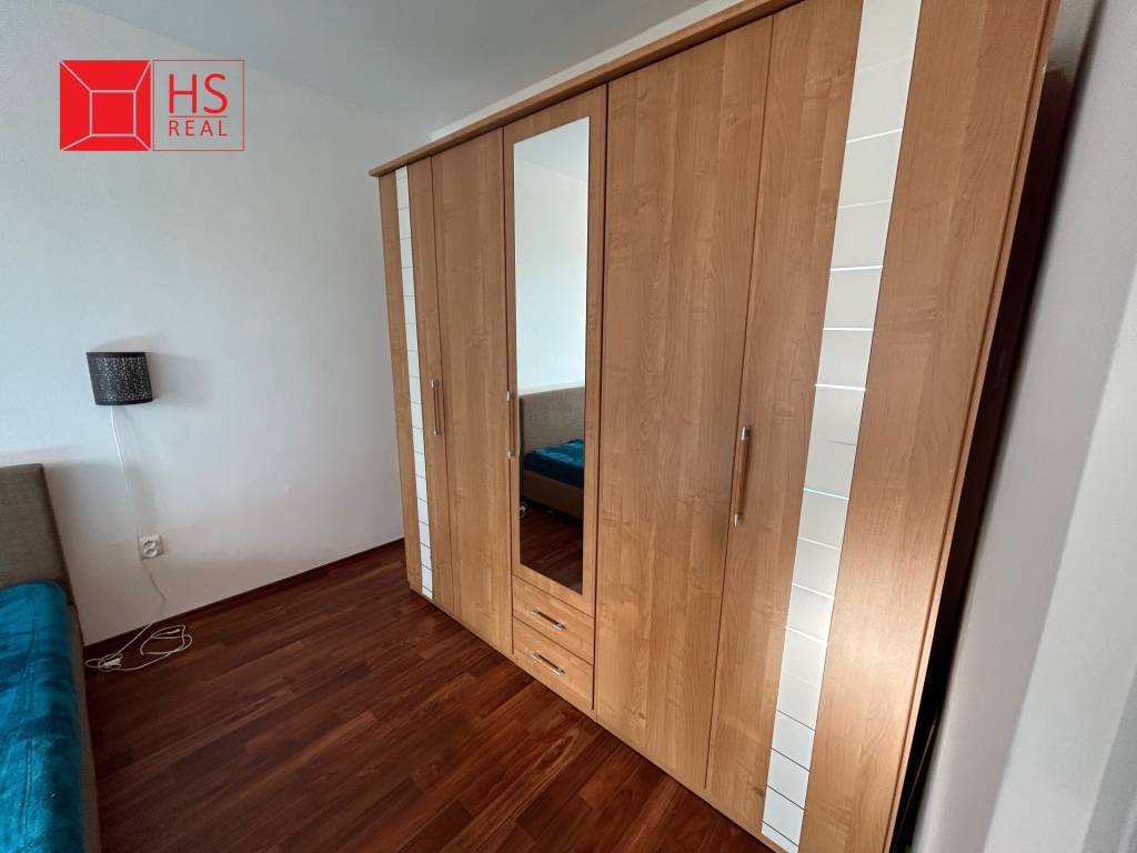 Prenájom 3 izb. bytu s balkónom v NZ - 5