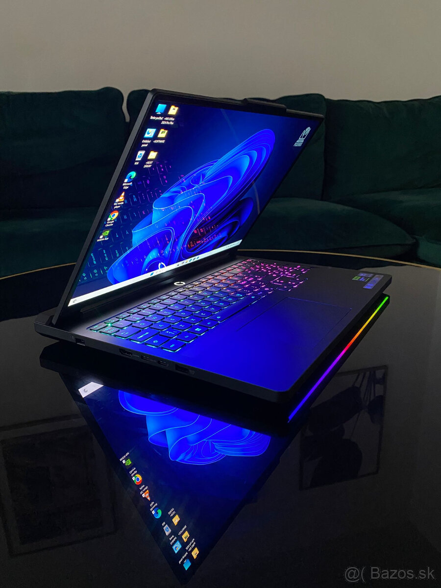 LENOVO Legion PRO 7|Ultra 9 275HX|32GB|SSD 1TB|RTX5080 16G - 5