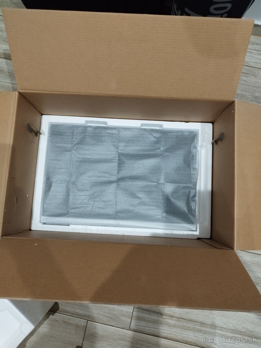 Monitor HP EliteDispley E243i - 5