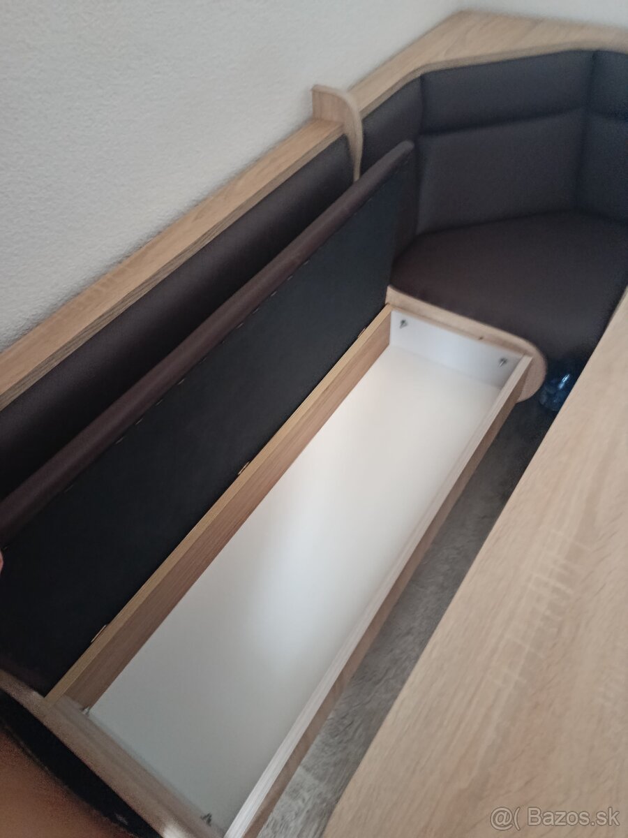 Kuchynská rohová lavica - 5