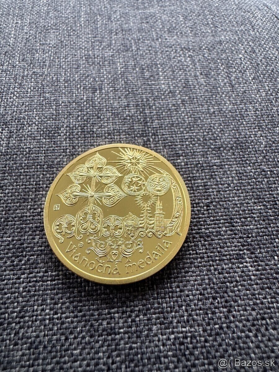 Medaila mosadzná pozlátená - Vianočná medaila v kapsli 19 g - 5