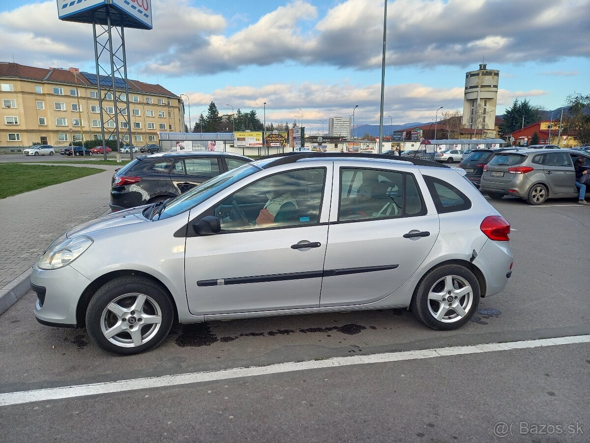Renault clio III,2008 1.2 55 kw , benzín - 5