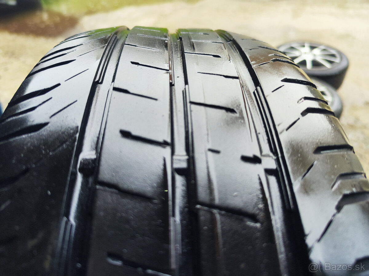 Letné pneu = 225/55 R17 = CONTINENTAL - 5