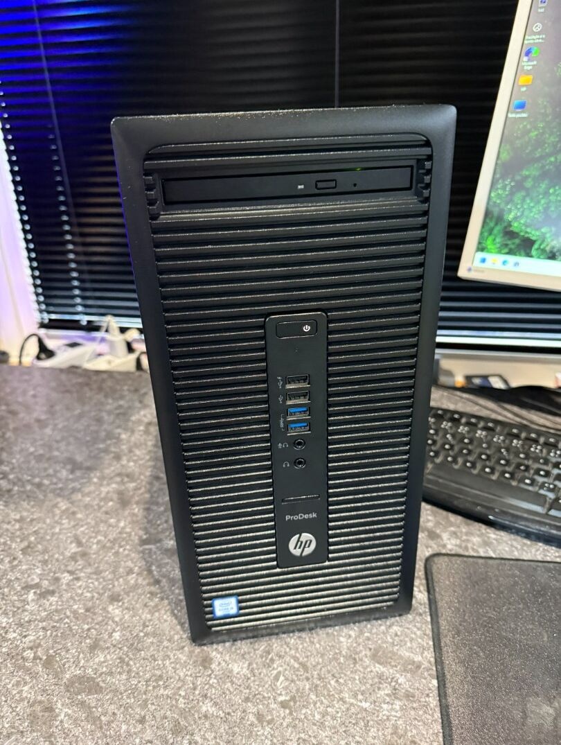 Počítač i3-6100 / RX 560 4GB / 8GB / SSD + HDD - 5