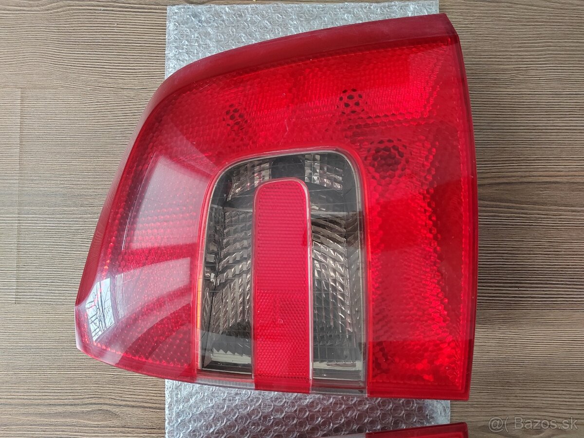 Škoda Octavia 2 combi zadné svetlá - 5